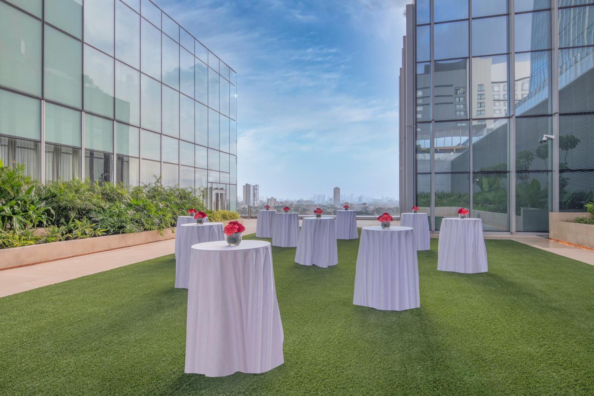 Solaire Resort North Quezon City Dış mekan fotoğraf